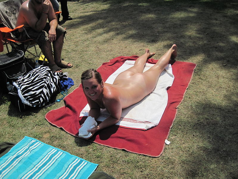Sunbath Naked 34